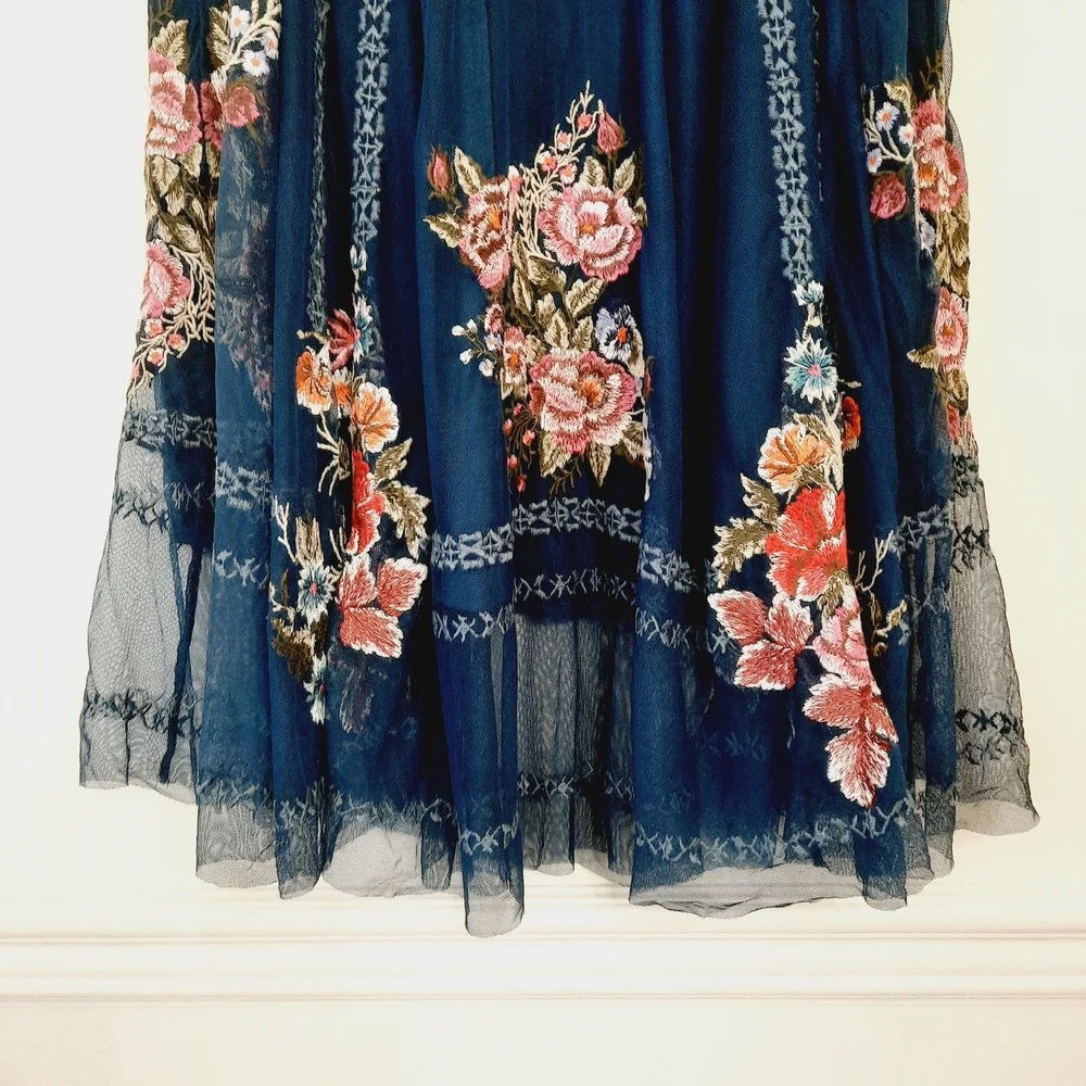 Sundance Poetry Embroidered Midi Skirt Medium NWT - Picture 4 of 8